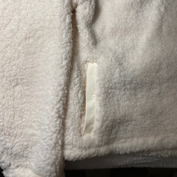 Hollister Sherpa Hoodie - Picture 5 of 12
